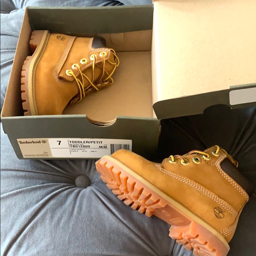 TODDLER TIMBERLAND CLASSIC BOOTS Size 7 #shoes